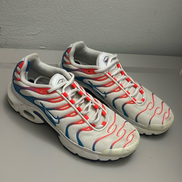 #115 Nike air Max shoes - Picture 1 of 5